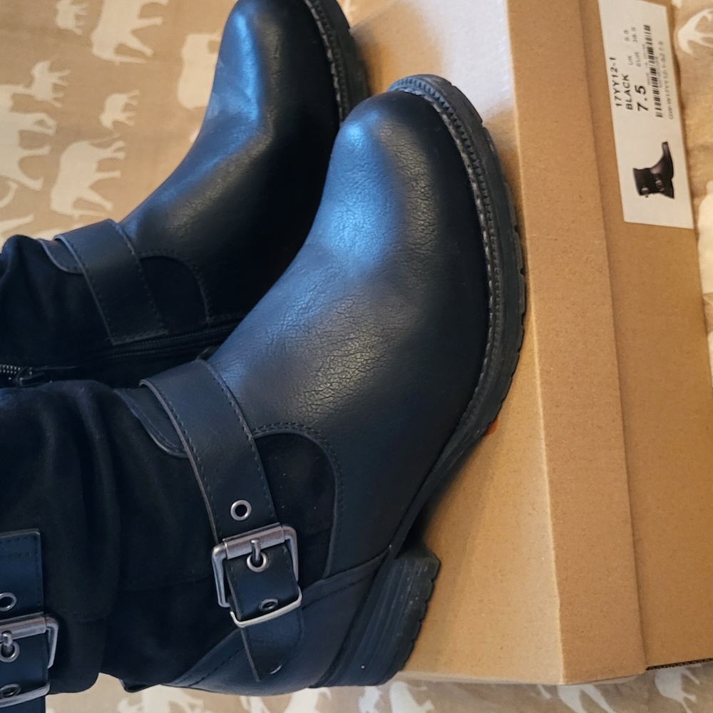 Womens Black Leather Boots